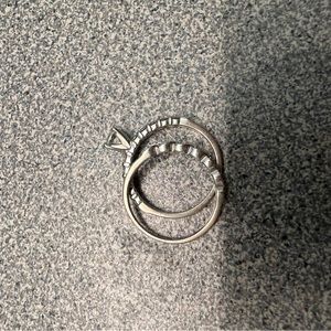 Genuine white gold diamond ring wedding band set and engagement ring